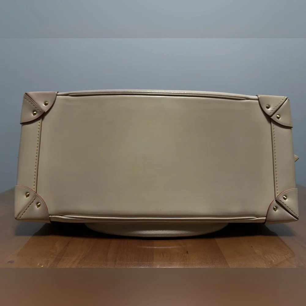 Louis Vuitton this limited